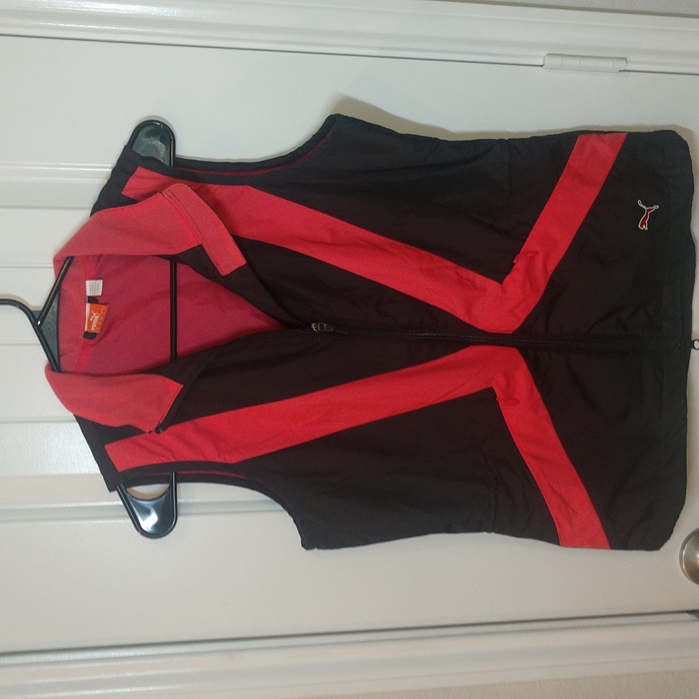 Puma Small Women's Vest Black and Pink